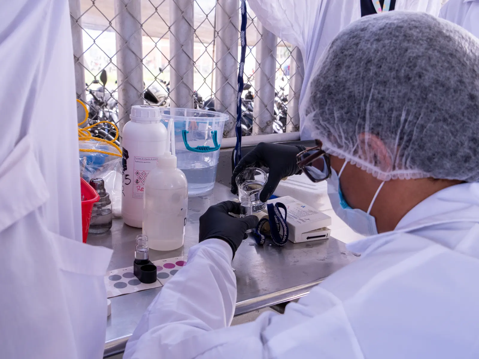 Alistamiento de Laboratorios de Análisis y Ensayos - foto 7
